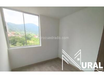 Apartamento de 2 alcobas en venta en Vegas De La Doctora, Sabaneta, 62 m² · foto 4 de 9