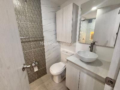 Apartaestudio en arriendo en Modelia Hayuelos, Bogotá · foto 4 de 8