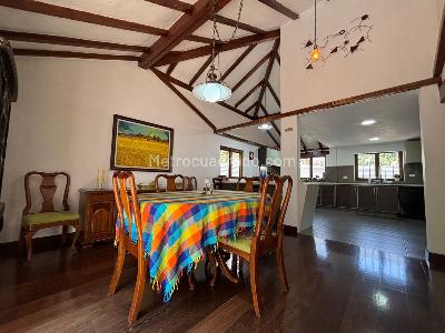 Apartamento de 3 alcobas en venta en Lindaraja, Bogotá, 175 m² · foto 10 de 20