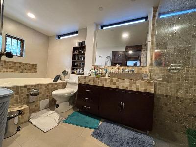 Apartamento de 3 alcobas en venta en Lindaraja, Bogotá, 175 m² · foto 17 de 20