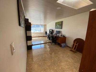Casa de 3 alcobas en venta en La Camelia, Bogotá, 190 m² · foto 3 de 19