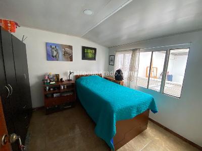 Casa de 3 alcobas en venta en La Camelia, Bogotá, 190 m² · foto 4 de 19