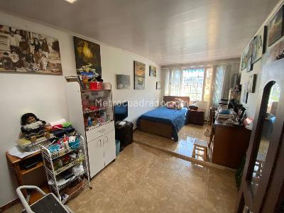 Casa de 3 alcobas en venta en La Camelia, Bogotá, 190 m² · foto 5 de 19