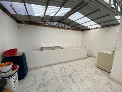 Casa de 3 alcobas en venta en La Camelia, Bogotá, 190 m² · foto 8 de 19