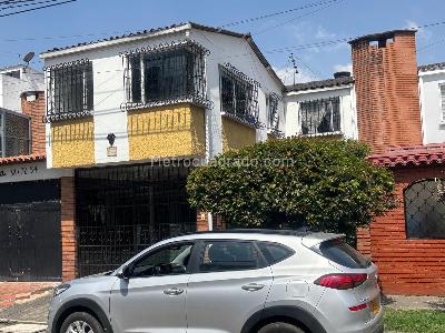 Casa en venta en Americas Occidental, Bogotá · foto 2 de 20