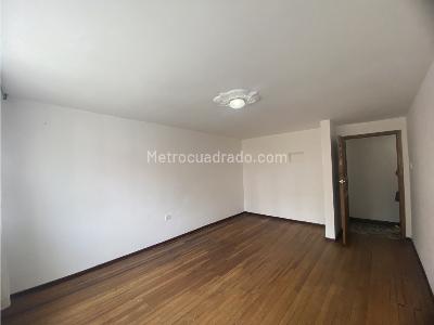 Casa de 5 alcobas en venta en Fatima, Bogotá, 390 m² · foto 10 de 20