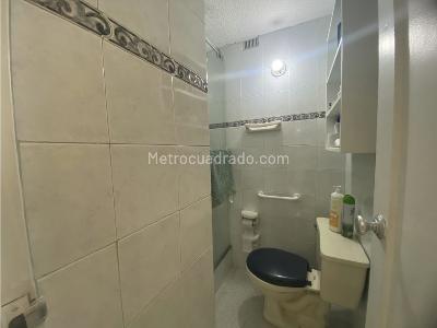 Apartamento de 3 alcobas en venta en La Francia, Bogotá, 74 m² · foto 12 de 12