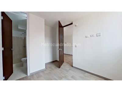 Apartamento de 1 alcoba en venta en El Vergel, Bogotá, 29 m² · foto 6 de 9