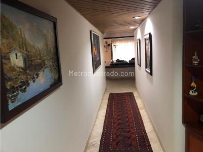 Apartamento de 3 alcobas en venta en Normandia, Cali, 280 m² · foto 15 de 20
