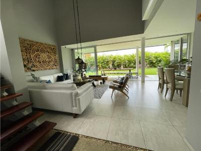 Casa de 3 alcobas en venta en Pance, Cali, 241 m² · foto 3 de 20