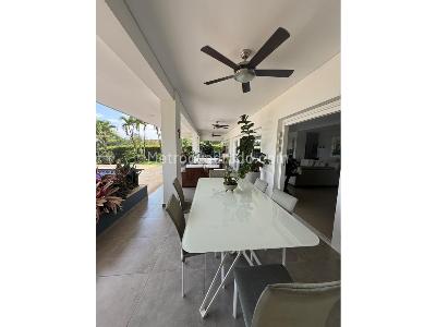 Casa de 3 alcobas en venta en Altos De Ciudad Jardin, Cali, 390 m² · foto 15 de 20