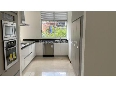 Apartamento de 3 alcobas en venta en Santa Teresita, Cali, 228 m² · foto 5 de 20