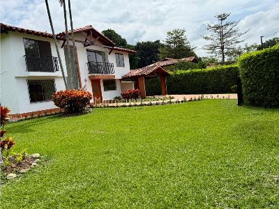 Casa de 4 alcobas en venta en Pance, Cali, 326 m² · foto 2 de 18