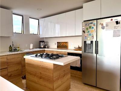 Apartamento de 3 alcobas en venta en Ciudad Jardin, Cali, 231 m² · foto 6 de 20