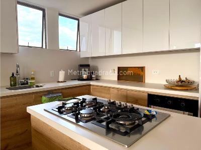 Apartamento de 3 alcobas en venta en Ciudad Jardin, Cali, 231 m² · foto 17 de 20