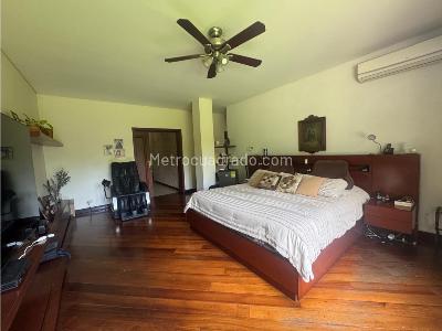Casa de 4 alcobas en venta en Pance, Cali, 1800 m² · foto 13 de 20