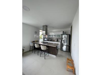 Apartamento de 3 alcobas en venta en Santa Teresita, Cali, 127 m² · foto 4 de 20