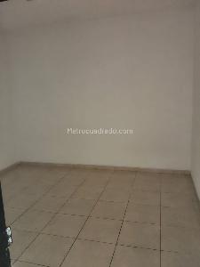 Casa de 5 alcobas en venta en Melendez, Cali, 499 m² · foto 3 de 19