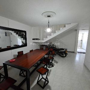 Casa de 5 alcobas en venta en Albania, Bucaramanga, 320 m² · foto 10 de 19