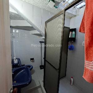 Casa de 5 alcobas en venta en Albania, Bucaramanga, 320 m² · foto 12 de 19