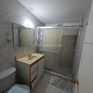 Casa de 5 alcobas en venta en Albania, Bucaramanga, 320 m² · foto 16 de 19