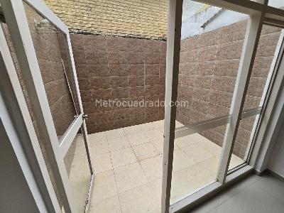 Casa de 4 alcobas en venta en Cañaveral, Floridablanca, 145 m² · foto 6 de 18