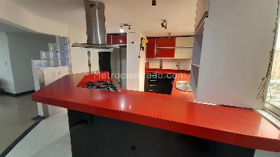 Apartamento de 5 alcobas en venta en Sotomayor, Bucaramanga, 260 m² · foto 2 de 20