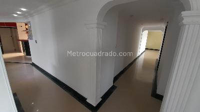 Apartamento de 5 alcobas en venta en Sotomayor, Bucaramanga, 260 m² · foto 8 de 20