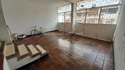 Casa de 4 alcobas en venta en Molinos Altos, Floridablanca, 260 m² · foto 4 de 20