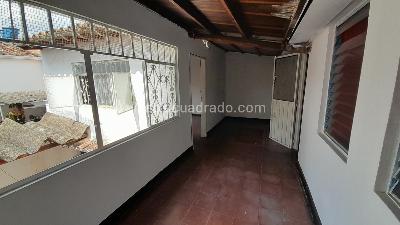 Casa de 4 alcobas en venta en Molinos Altos, Floridablanca, 260 m² · foto 15 de 20