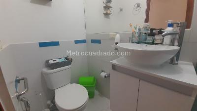Apartamento de 3 alcobas en venta en San Francisco, Bucaramanga, 74 m² · foto 13 de 18