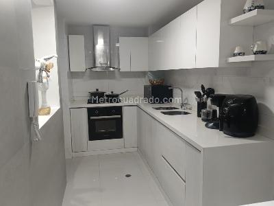 Apartamento de 3 alcobas en venta en Versalles, Floridablanca, 100 m² · foto 13 de 16