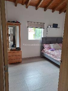 Casa de 3 alcobas en venta en Cañaveral, Floridablanca, 110 m² · foto 8 de 10