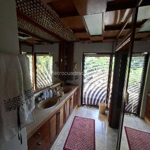 Casa de 5 alcobas en venta en Cacique, Bucaramanga, 640 m² · foto 19 de 20