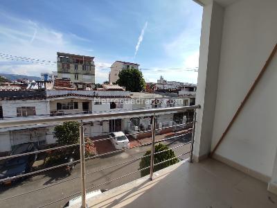 Casa de 4 alcobas en venta en Provenza, Bucaramanga, 560 m² · foto 2 de 20