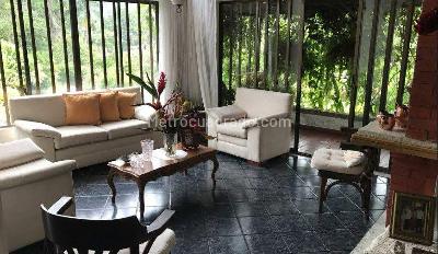 Casa de 5 alcobas en venta en Mensuly, Floridablanca, 500 m² · foto 2 de 20