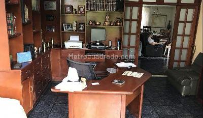 Casa de 5 alcobas en venta en Mensuly, Floridablanca, 500 m² · foto 4 de 20
