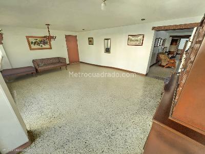 Apartamento de 4 alcobas en venta en Cabecera Del Llano, Bucaramanga, 203 m² · foto 2 de 12