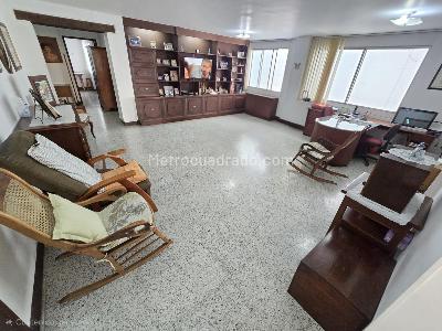 Apartamento de 4 alcobas en venta en Cabecera Del Llano, Bucaramanga, 203 m² · foto 7 de 12
