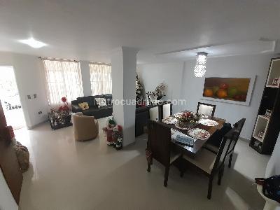 Casa de 4 alcobas en venta en La Victoria, Bucaramanga, 240 m² · foto 3 de 20
