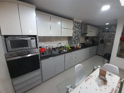 Casa de 4 alcobas en venta en La Victoria, Bucaramanga, 240 m² · foto 5 de 20