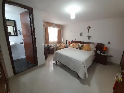 Casa de 4 alcobas en venta en La Victoria, Bucaramanga, 240 m² · foto 8 de 20
