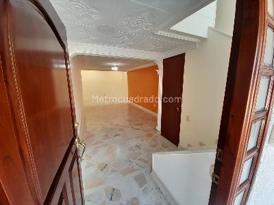 Casa de 3 alcobas en venta en Cañaveral, Floridablanca, 101 m² · foto 2 de 20
