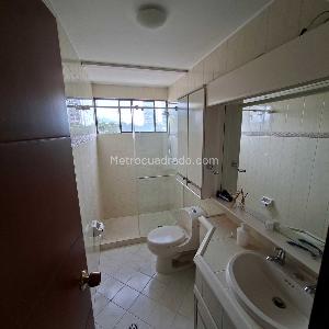 Apartamento de 4 alcobas en venta en La Floresta, Bucaramanga, 130 m² · foto 5 de 16
