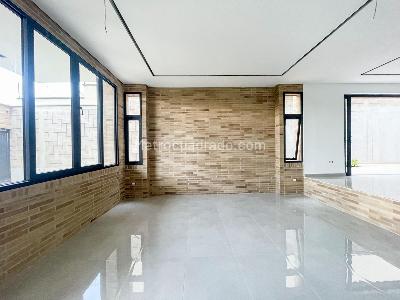 Casa de 5 alcobas en venta en Lagos Del Cacique, Bucaramanga, 486 m² · foto 6 de 20