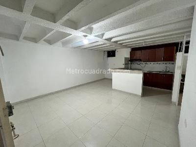 Apartamento de 3 alcobas en venta en Floridablanca, Floridablanca, 58 m² · foto 2 de 11