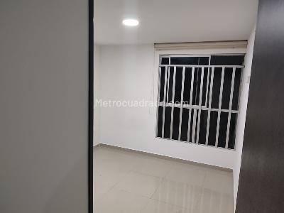 Apartamento de 3 alcobas en venta en Cabecera Del Llano, Bucaramanga, 84 m² · foto 7 de 13