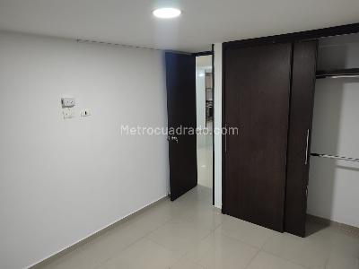 Apartamento de 3 alcobas en venta en Cabecera Del Llano, Bucaramanga, 84 m² · foto 8 de 13