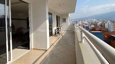 Apartamento de 3 alcobas en venta en Molinos Altos, Floridablanca, 220 m² · foto 5 de 20