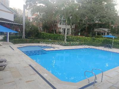 Casa de 4 alcobas en venta en Floridablanca, Bucaramanga, 377 m² · foto 15 de 16